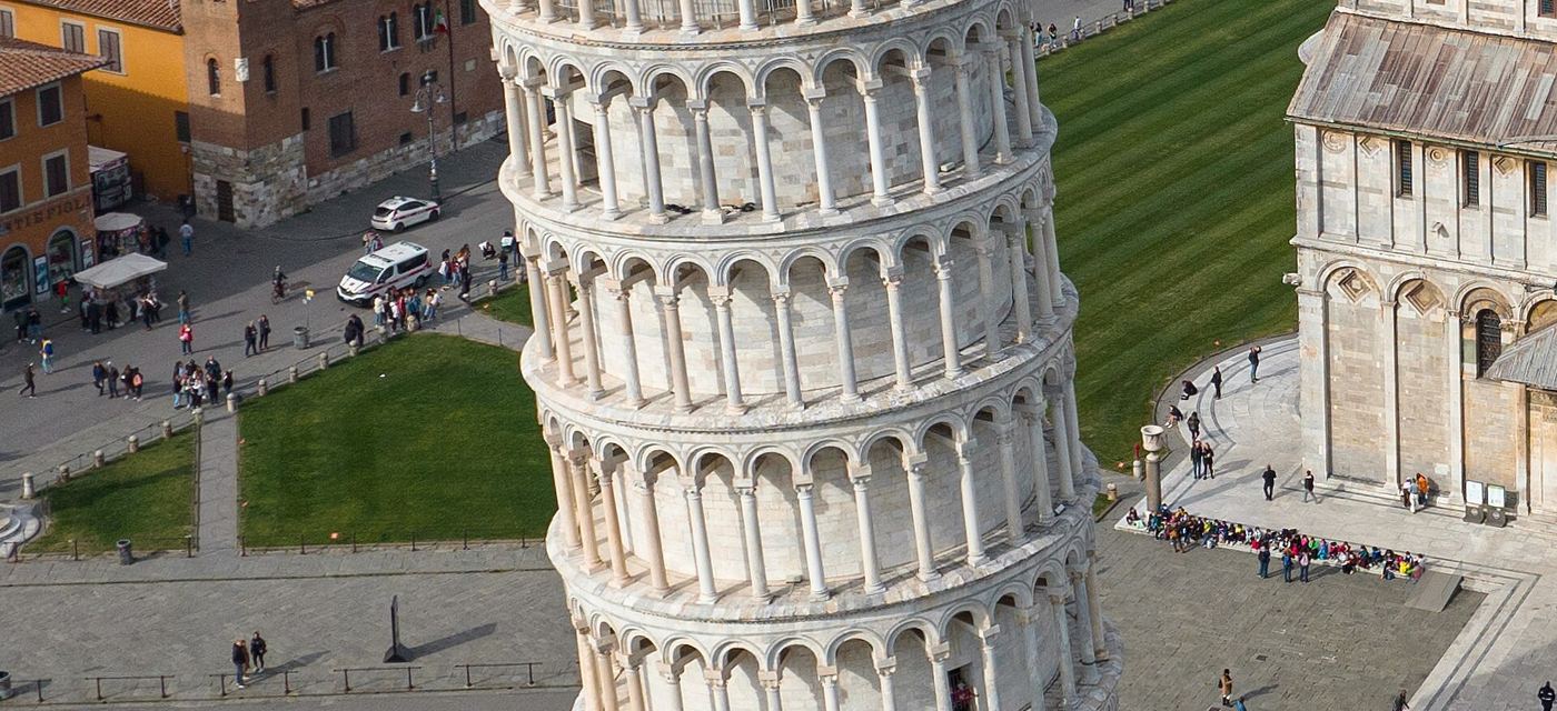 Torre di Pisa e Piazza dei Miracoli